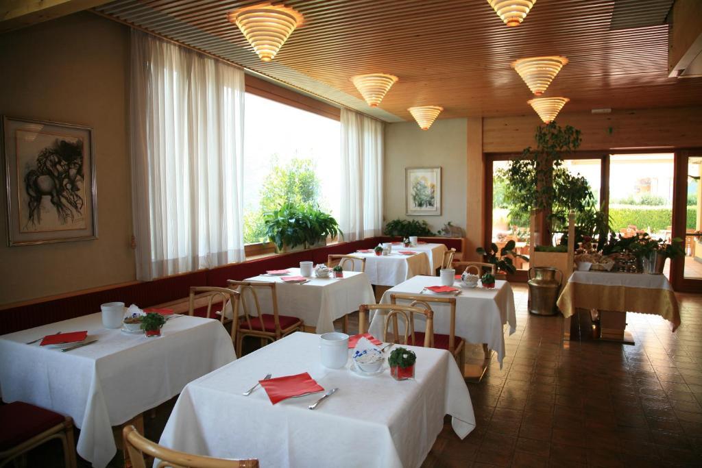 Albergo Benito Ponte nellʼAlpi Exterior foto